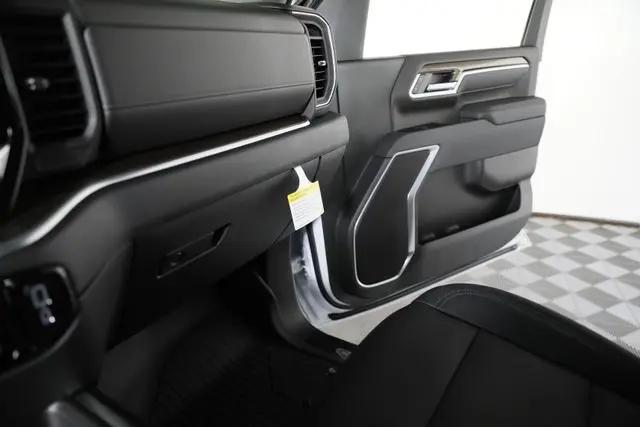 2026 Chevrolet Silverado 2500HD Crew Cab, Standard Bed, LT, 4WD