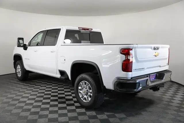 2026 Chevrolet Silverado 2500HD Crew Cab, Standard Bed, LT, 4WD