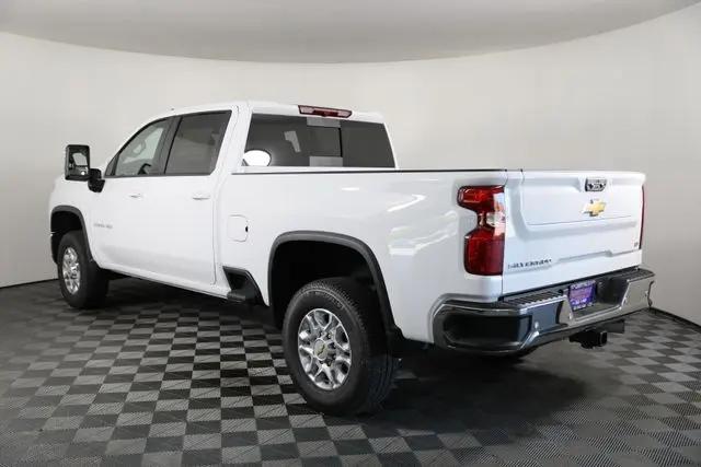 2026 Chevrolet Silverado 2500HD Crew Cab, Standard Bed, LT, 4WD