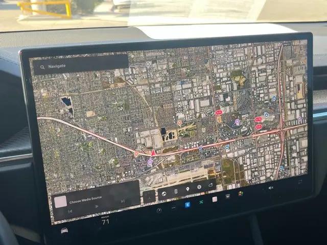 2022 Tesla Model X Plaid Tri Motor All-Wheel Drive
