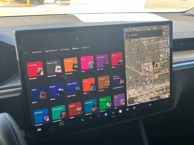 2022 Tesla Model X Plaid Tri Motor All-Wheel Drive