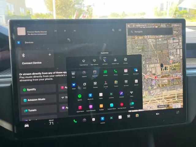 2022 Tesla Model X Plaid Tri Motor All-Wheel Drive