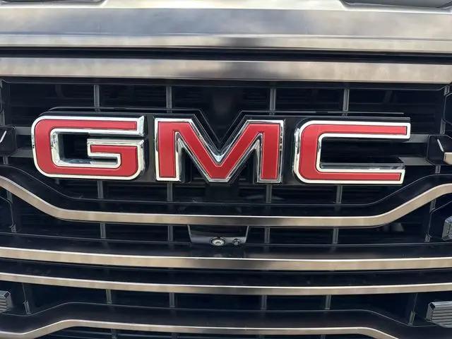 2022 GMC Sierra 1500 4WD Crew Cab Short Box AT4X