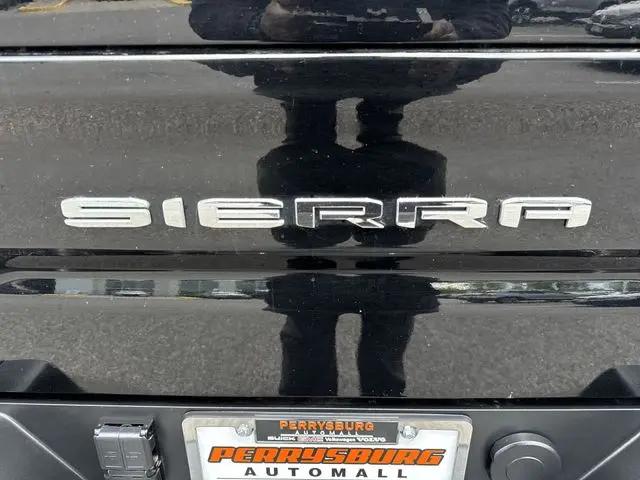 2022 GMC Sierra 1500 4WD Crew Cab Short Box AT4X