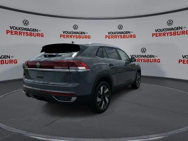 2026 Volkswagen Atlas Cross Sport SE with Technology