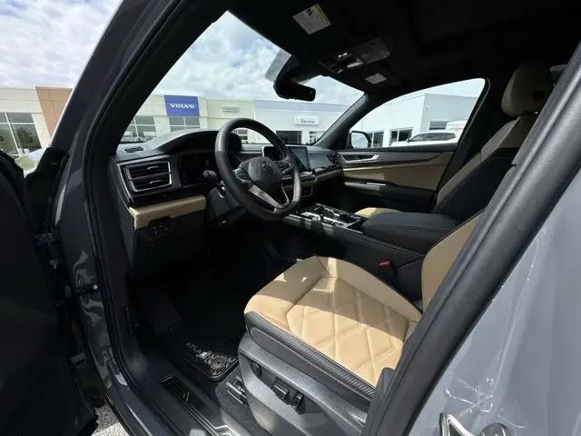 2026 Volkswagen Atlas Cross Sport SE with Technology