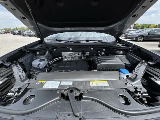 2026 Volkswagen Atlas Cross Sport SE with Technology