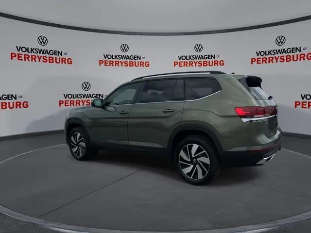 2026 Volkswagen Atlas SE with Technology