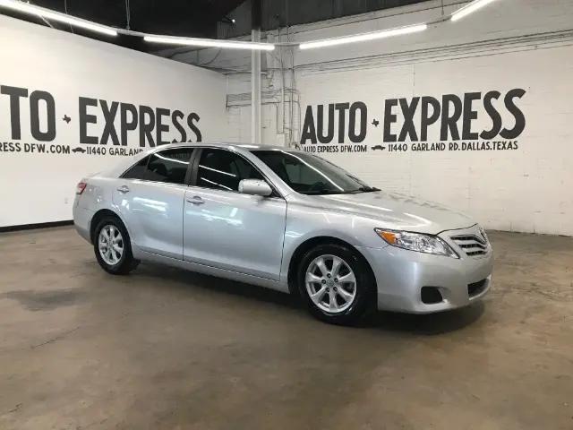 2011 Toyota Camry LE for sale in Dallas, TX