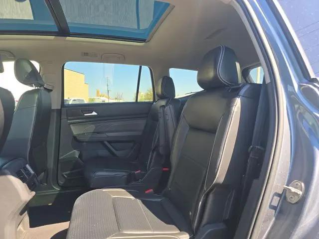 2022 Volkswagen Atlas 3.6L V6 SEL R-Line