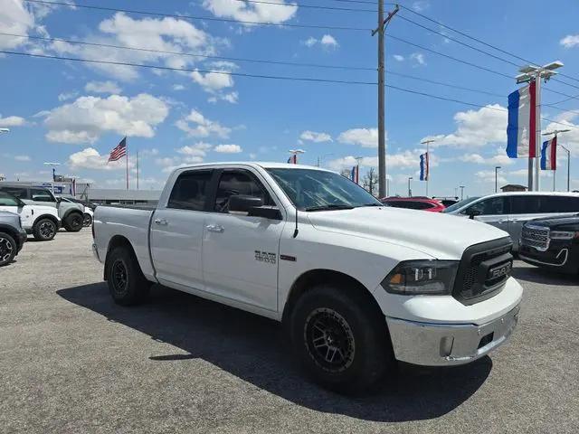 2017 Ram 1500 Big Horn Crew Cab 4x4 5'7" Box