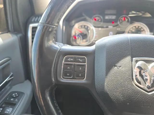 2017 Ram 1500 Big Horn Crew Cab 4x4 5'7" Box