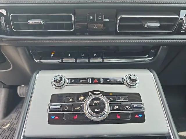 2023 Lincoln Aviator Standard