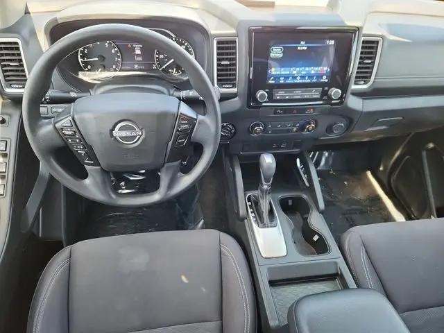 2023 Nissan Frontier Crew Cab SV 4x4