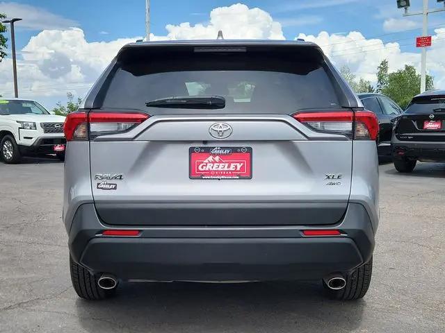 2020 Toyota RAV4 XLE
