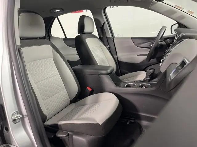 2021 Chevrolet Equinox AWD LS