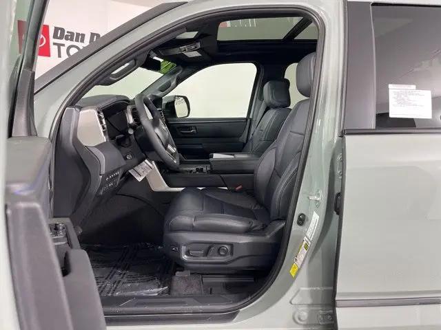 2026 Toyota Tundra Platinum Hybrid CrewMax 5.5' Bed