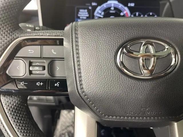 2026 Toyota Tundra Platinum Hybrid CrewMax 5.5' Bed