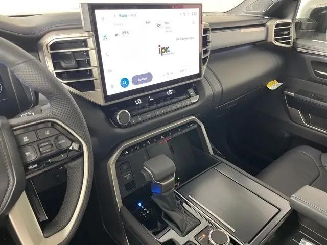 2026 Toyota Tundra Platinum Hybrid CrewMax 5.5' Bed