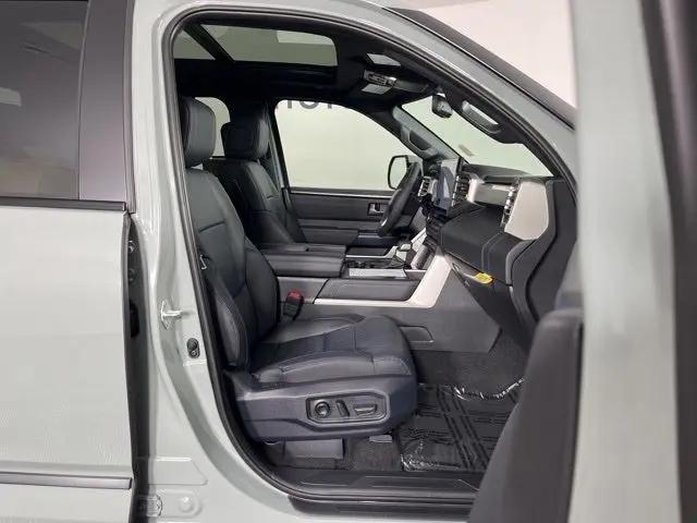 2026 Toyota Tundra Platinum Hybrid CrewMax 5.5' Bed