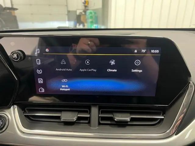2026 Chevrolet Trax FWD LT