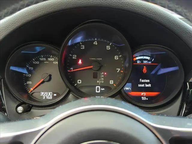 2020 Porsche Macan Macan