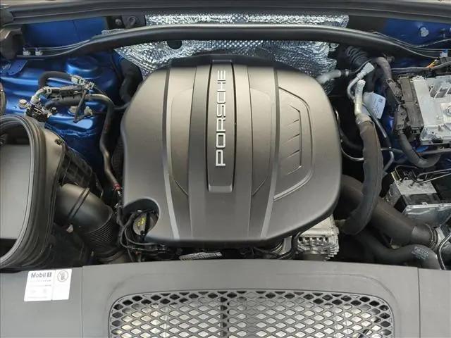 2020 Porsche Macan Macan