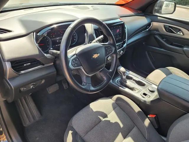 2023 Chevrolet Traverse AWD LT Cloth