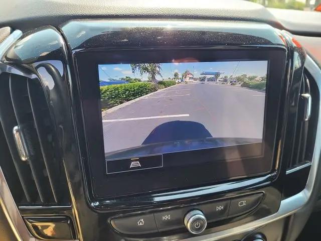 2023 Chevrolet Traverse AWD LT Cloth