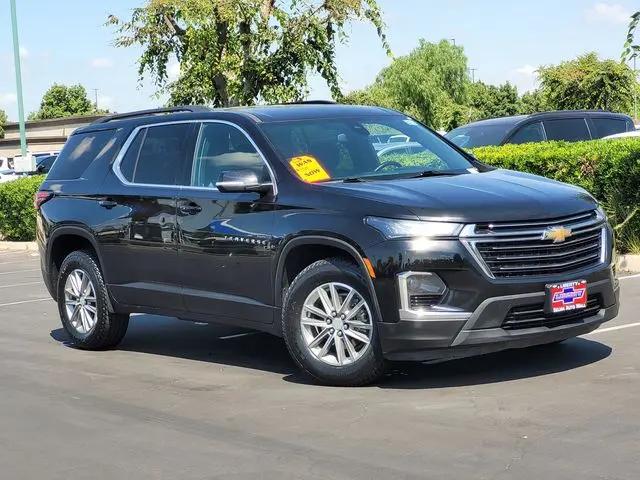 2023 Chevrolet Traverse AWD LT Cloth