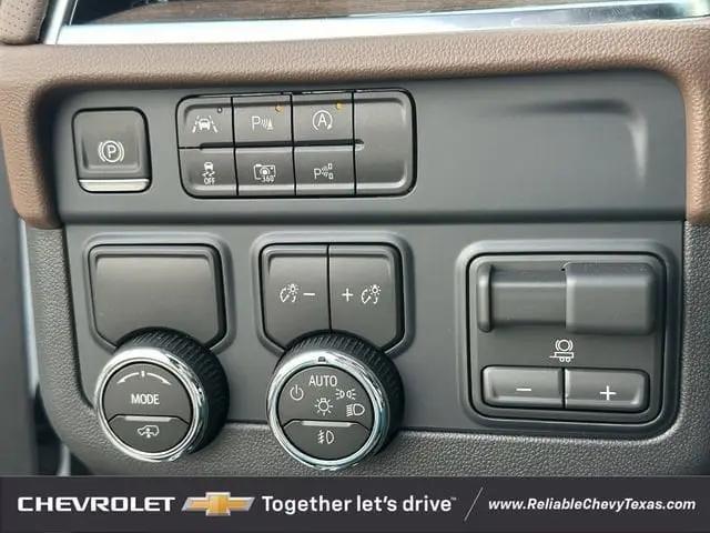 2026 Chevrolet Suburban High Country, RWD