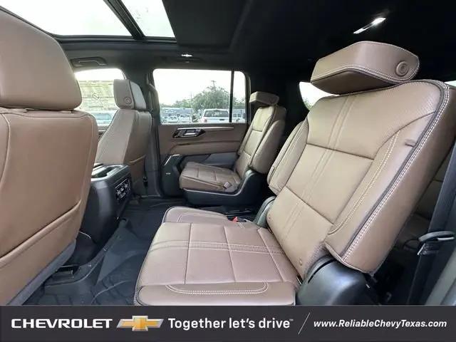 2026 Chevrolet Suburban High Country, RWD