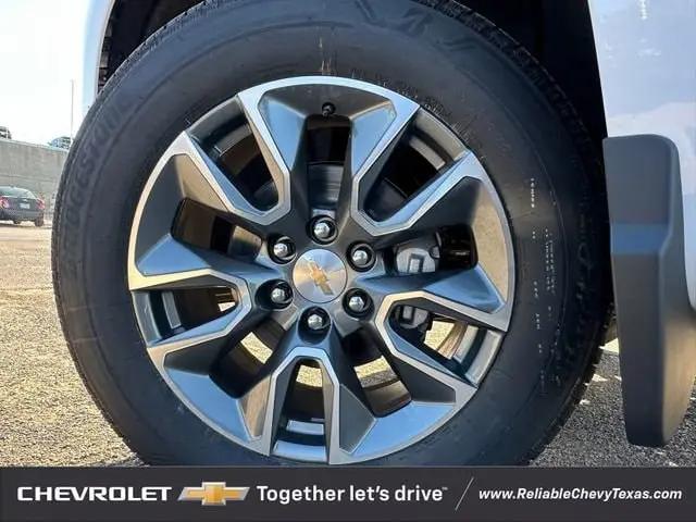 2026 Chevrolet Silverado 1500 2WD Crew Cab Short Bed LT