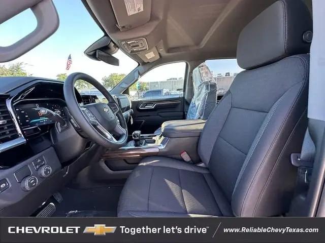 2026 Chevrolet Silverado 1500 2WD Crew Cab Short Bed LT