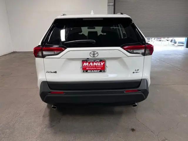 2025 Toyota RAV4 Hybrid LE