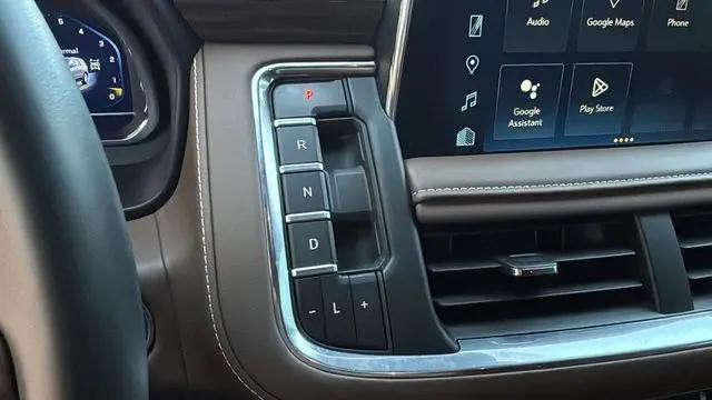 2024 Chevrolet Suburban 4WD High Country