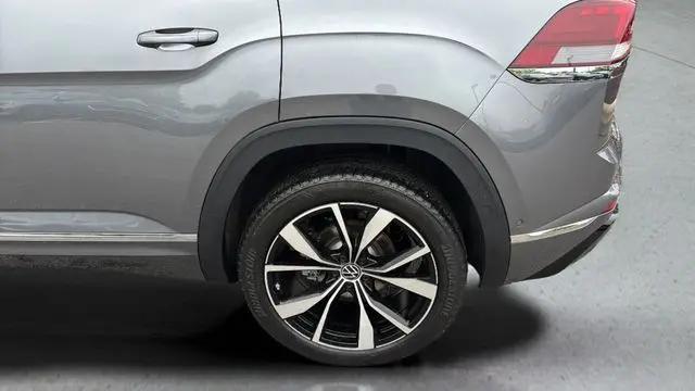2024 Volkswagen Atlas Cross Sport 2.0T SEL Premium R-Line
