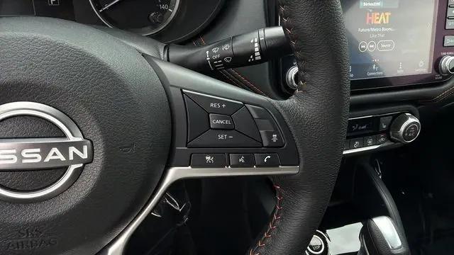 2025 Nissan Versa 1.6 SR