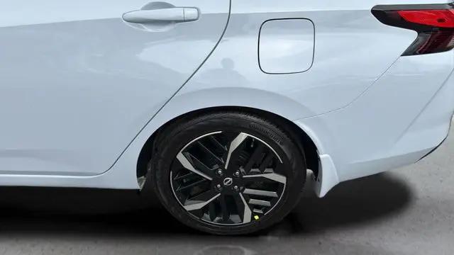 2025 Nissan Versa 1.6 SR