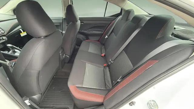 2025 Nissan Versa 1.6 SR