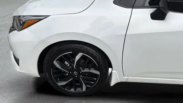 2025 Nissan Versa 1.6 SR