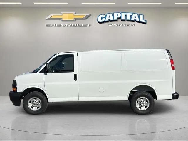 2026 Chevrolet Express Cargo Van 2500 Regular Wheelbase, WT, RWD