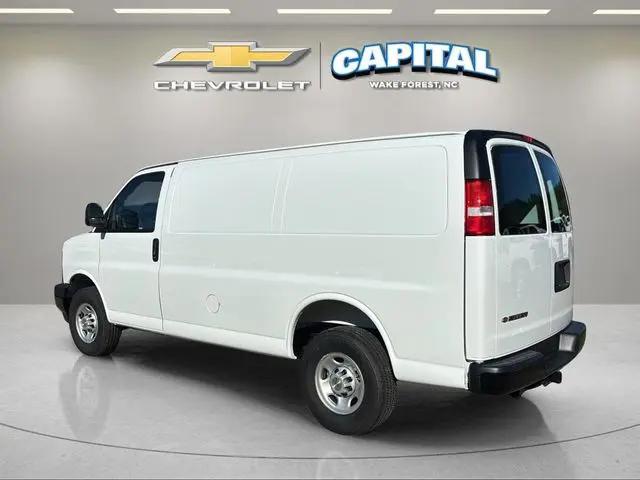 2026 Chevrolet Express Cargo Van 2500 Regular Wheelbase, WT, RWD