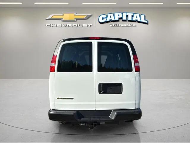 2026 Chevrolet Express Cargo Van 2500 Regular Wheelbase, WT, RWD