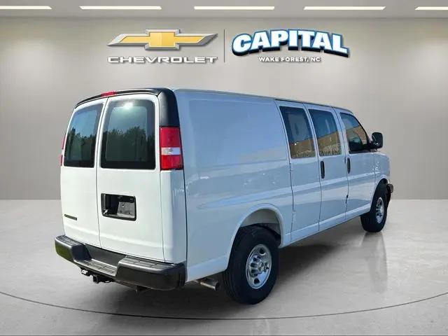 2026 Chevrolet Express Cargo Van 2500 Regular Wheelbase, WT, RWD