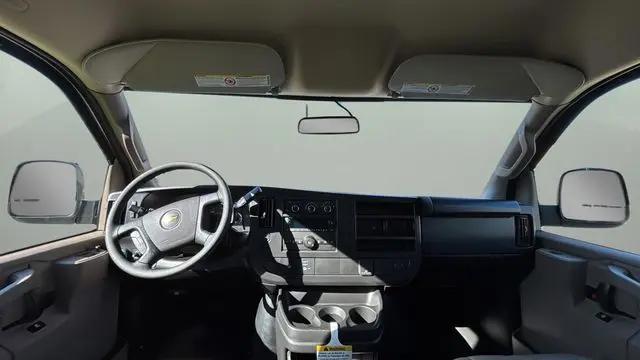 2026 Chevrolet Express Cargo Van 2500 Regular Wheelbase, WT, RWD