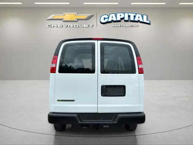 2026 Chevrolet Express Cargo Van 2500 Regular Wheelbase, WT, RWD