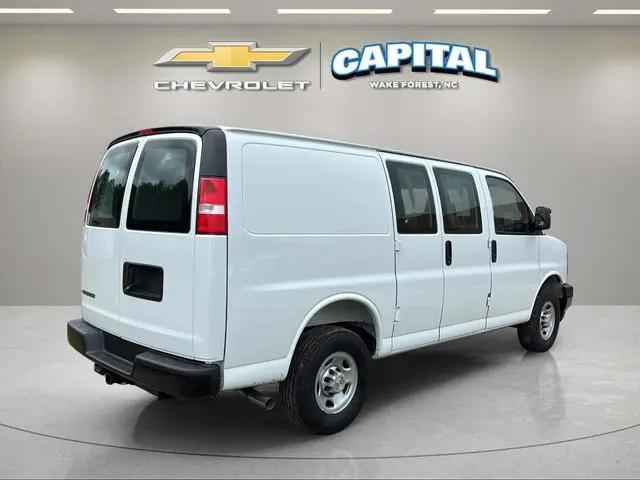 2026 Chevrolet Express Cargo Van 2500 Regular Wheelbase, WT, RWD