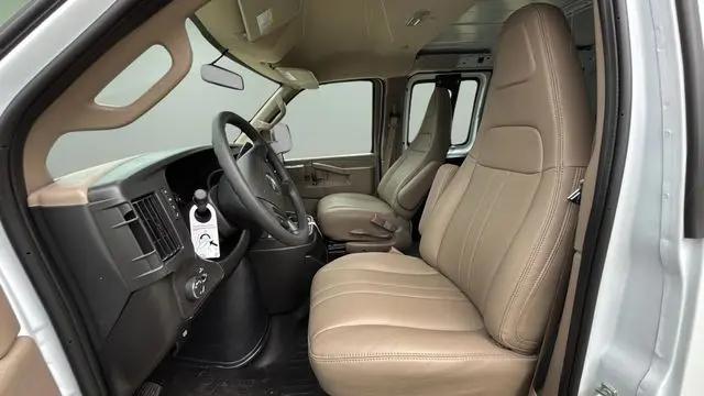 2026 Chevrolet Express Cargo Van 2500 Regular Wheelbase, WT, RWD