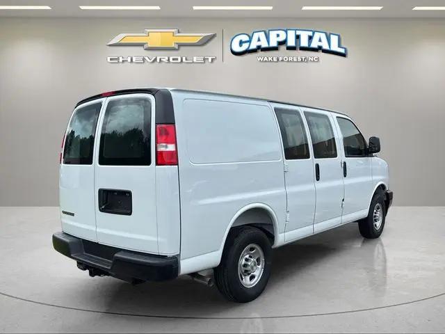 2026 Chevrolet Express Cargo Van 2500 Regular Wheelbase, WT, RWD